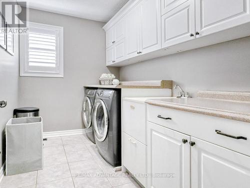 2291 Lilac Avenue, London, ON - Indoor Photo Showing Laundry Room