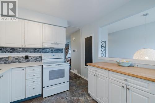 33 - 110 Deveron Crescent, London, ON - Indoor Photo Showing Kitchen