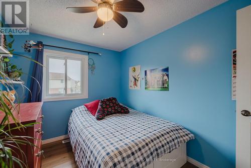 33 - 110 Deveron Crescent, London, ON - Indoor Photo Showing Bedroom