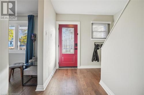 Entryway featuring wood-type flooring - 25 Rockwood Avenue, St. Catharines, ON - Indoor Photo Showing Other Room