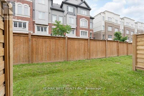 19 - 2641 Magdalen Path, Oshawa, ON - Outdoor