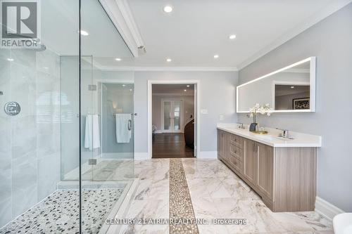 41 Strathearn Avenue, Richmond Hill, ON - Indoor Photo Showing Bathroom