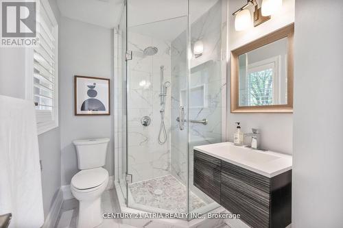 41 Strathearn Avenue, Richmond Hill, ON - Indoor Photo Showing Bathroom