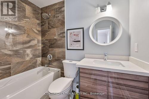 41 Strathearn Avenue, Richmond Hill, ON - Indoor Photo Showing Bathroom