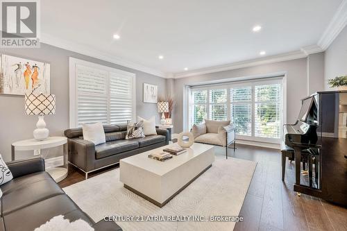 41 Strathearn Avenue, Richmond Hill, ON - Indoor Photo Showing Living Room