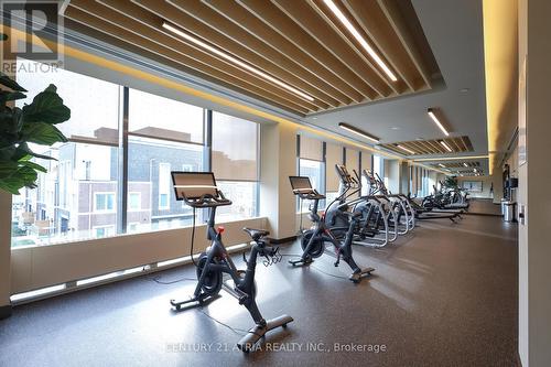 701 - 38 Honeycrisp Crescent, Vaughan, ON - Indoor Photo Showing Gym Room