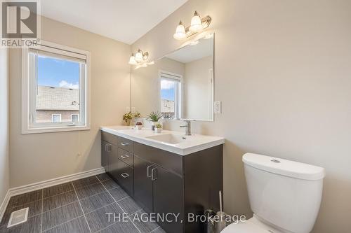 163 Payne Crescent, Aurora, ON - Indoor Photo Showing Bathroom