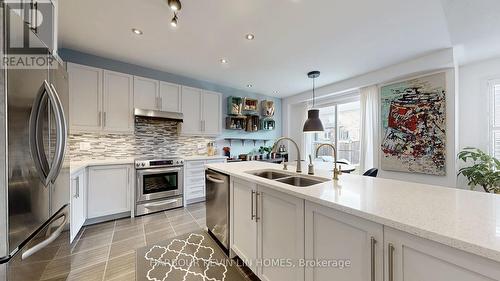 21 Freesia Road, Markham, ON - Indoor Photo Showing Kitchen With Double Sink With Upgraded Kitchen