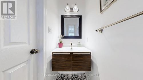 21 Freesia Road, Markham, ON - Indoor Photo Showing Bathroom