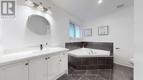 21 Freesia Road, Markham, ON - Indoor Photo Showing Bathroom