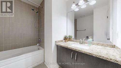 21 Freesia Road, Markham, ON - Indoor Photo Showing Bathroom