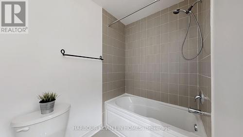 21 Freesia Road, Markham, ON - Indoor Photo Showing Bathroom