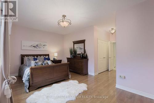 212 Ivy Glen Drive, Vaughan, ON - Indoor Photo Showing Bedroom