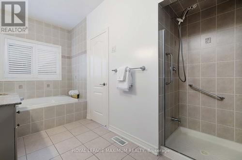 212 Ivy Glen Drive, Vaughan, ON - Indoor Photo Showing Bathroom