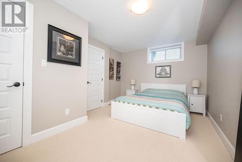 32 Marquis Drive, Petawawa, ON - Indoor Photo Showing Bedroom