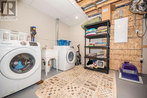 32 Marquis Drive, Petawawa, ON - Indoor Photo Showing Laundry Room