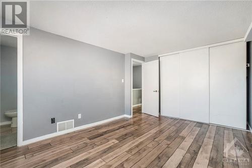 6 Henfield Avenue Unit#D, Ottawa, ON - Indoor Photo Showing Other Room