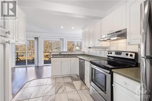 3629 Mcbean Street, Ottawa, ON - Indoor Photo Showing Kitchen With Stainless Steel Kitchen