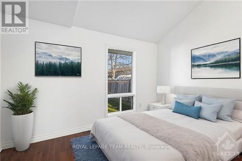 3629 Mcbean Street, Ottawa, ON - Indoor Photo Showing Bedroom