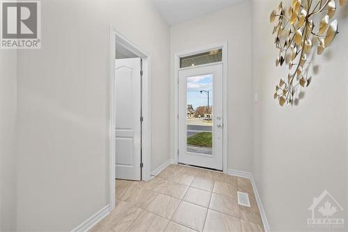 610 Vivera Place, Stittsville, ON - Indoor Photo Showing Other Room