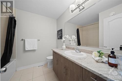 610 Vivera Place, Stittsville, ON - Indoor Photo Showing Bathroom