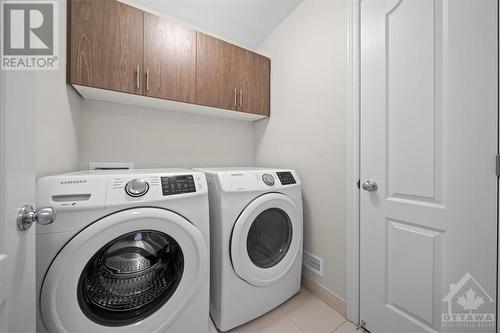 610 Vivera Place, Stittsville, ON - Indoor Photo Showing Laundry Room