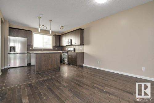 5921 168A Av Nw, Edmonton, AB - Indoor Photo Showing Kitchen With Stainless Steel Kitchen