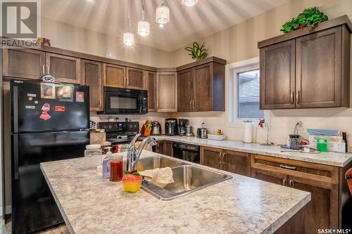 2735 Mcdonald Street, Regina, SK - Indoor Photo Showing Kitchen With Double Sink