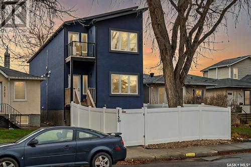 A & B 2735 Mcdonald Street, Regina, SK - Outdoor