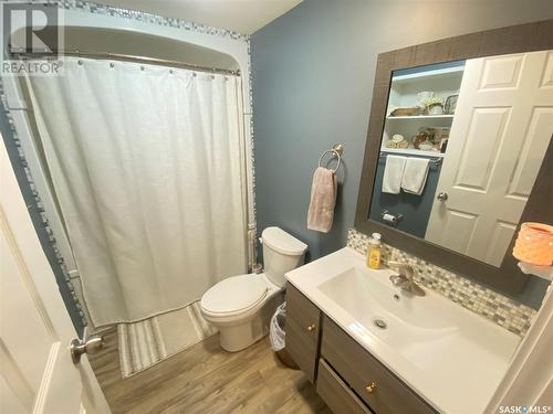 219 Wellington Avenue, Yorkton, SK - Indoor Photo Showing Bathroom