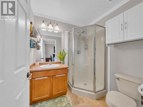 5 Katie Crescent, Kingsville, ON - Indoor Photo Showing Bathroom