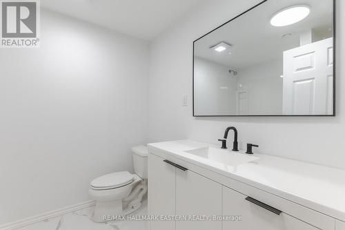 548 8Th Line S Dummer Road, Douro-Dummer, ON - Indoor Photo Showing Bathroom