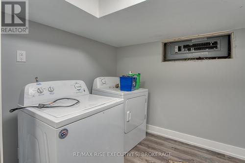 1 - 22 Ruskin Street, Kingston (East Of Sir John A. Blvd), ON - Indoor Photo Showing Laundry Room