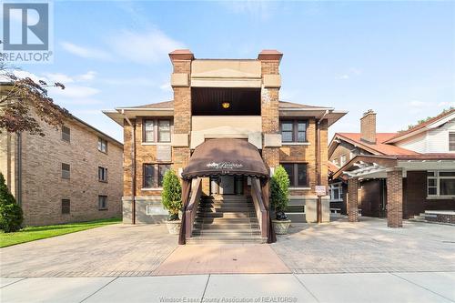 269 Randolph Place Unit# 4, Windsor, ON - Outdoor With Facade