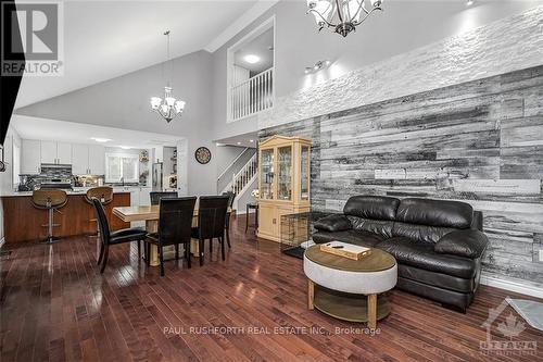 3710 Paden Road, Ottawa, ON - Indoor Photo Showing Dining Room