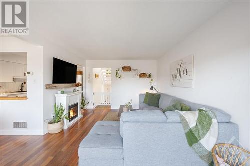 179 Mississippi Road, Carleton Place, ON - Indoor Photo Showing Living Room With Fireplace