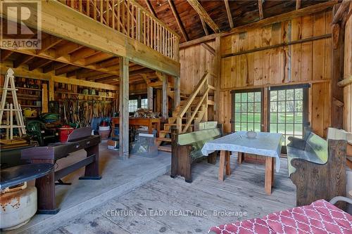 6 Nadobny Lane, Horton, ON - Indoor Photo Showing Other Room