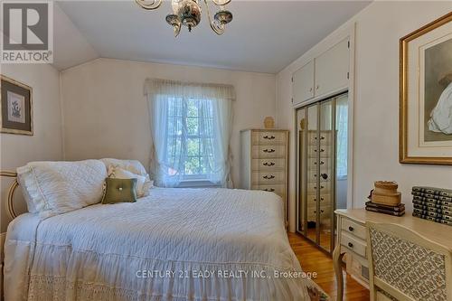 6 Nadobny Lane, Horton, ON - Indoor Photo Showing Bedroom