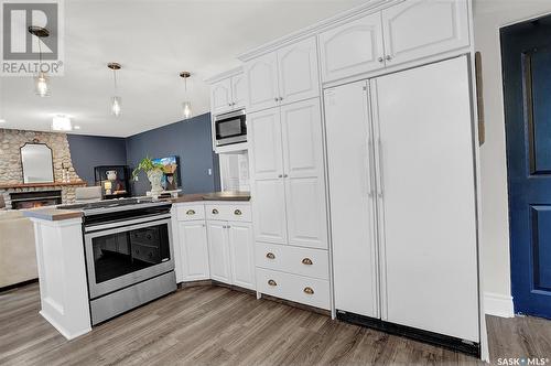 128 Blue Sage Drive, Moose Jaw, SK - Indoor Photo Showing Kitchen