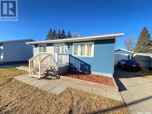 20 Redwood Drive, Yorkton, SK - Outdoor With Exterior