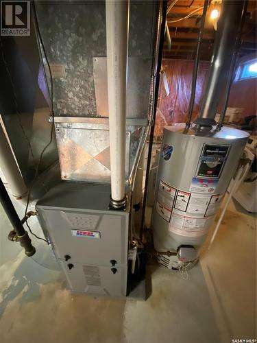 20 Redwood Drive, Yorkton, SK - Indoor Photo Showing Basement