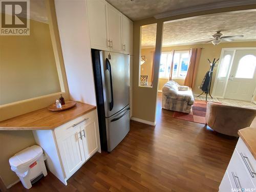 20 Redwood Drive, Yorkton, SK - Indoor Photo Showing Kitchen