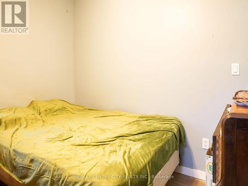 5 Wolseley Avenue, London, ON - Indoor Photo Showing Bedroom