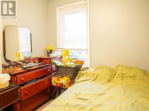 5 Wolseley Avenue, London, ON - Indoor Photo Showing Bedroom