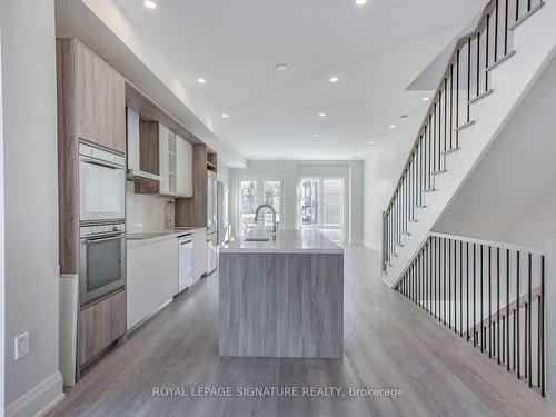 15A Marquette Ave, Toronto, ON - Indoor Photo Showing Kitchen