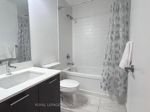 509-50 Bruyeres Mews, Toronto, ON - Indoor Photo Showing Bathroom