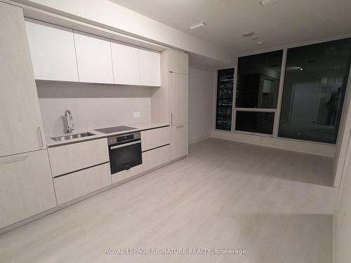 3011-35 Mercer St, Toronto, ON - Indoor Photo Showing Kitchen