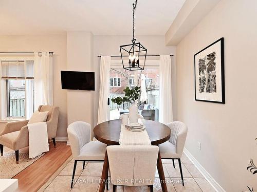 169 Denise Circ, Newmarket, ON - Indoor Photo Showing Dining Room