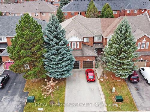 169 Denise Circ, Newmarket, ON - Outdoor With Facade