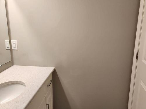 1022 Wright Dr, Midland, ON - Indoor Photo Showing Bathroom